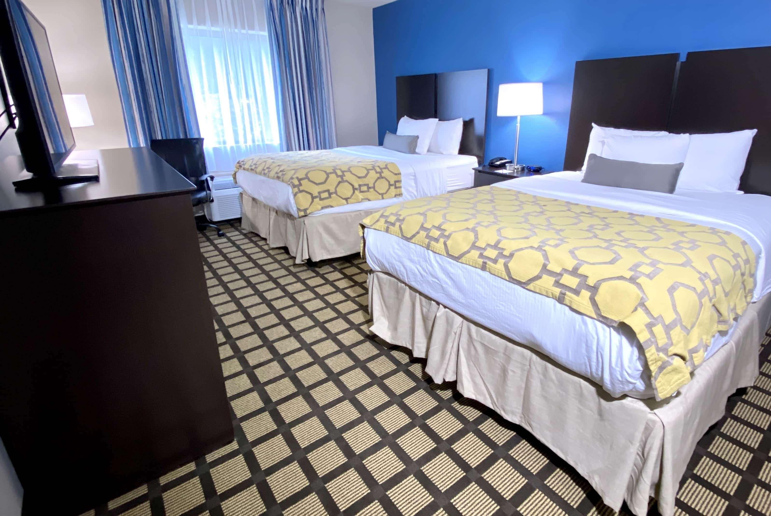 Hotel Baymont By Wyndham Latham Albany Airport Exterior foto
